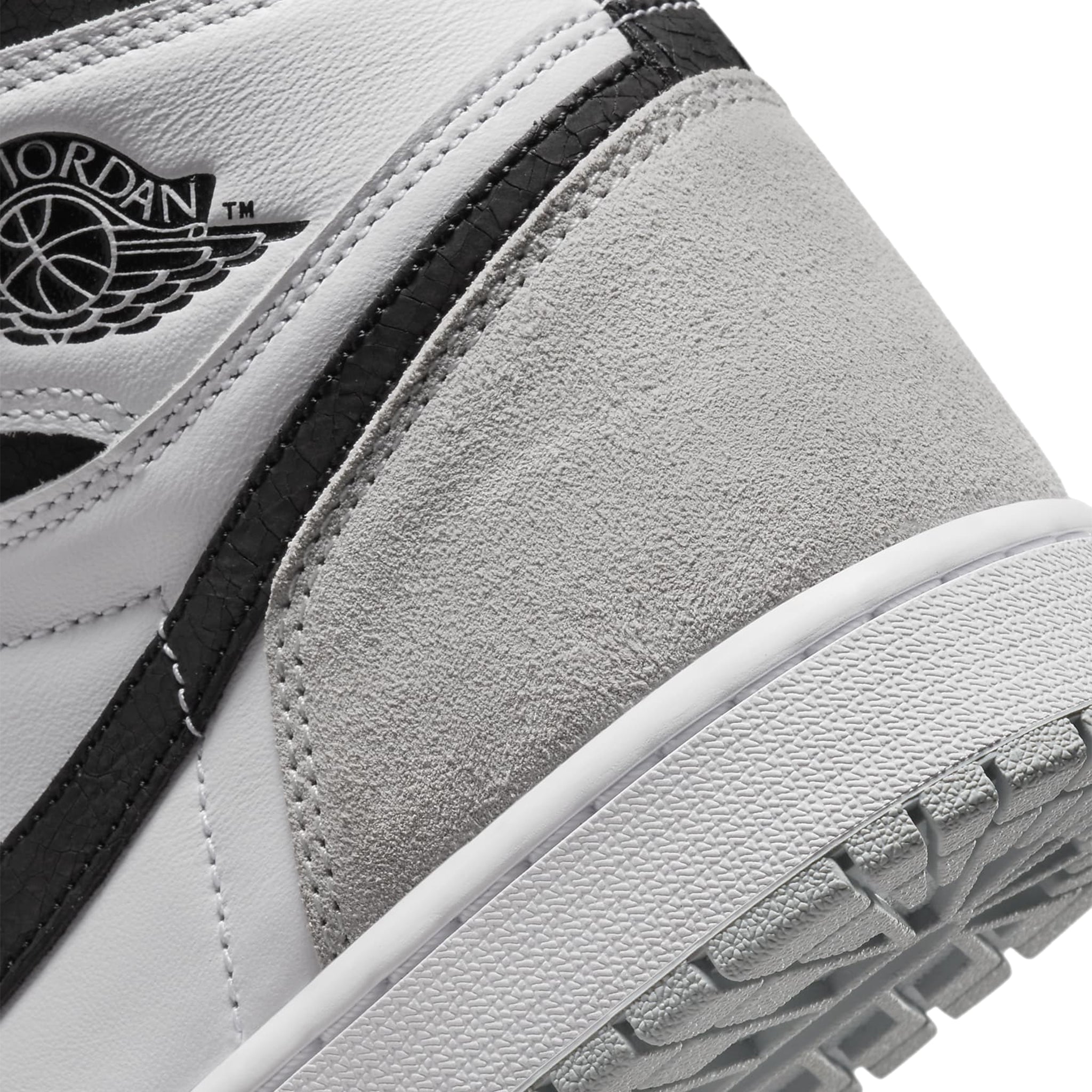 Logo view of Air Jordan 1 Retro High OG Stage Haze 555088-108
